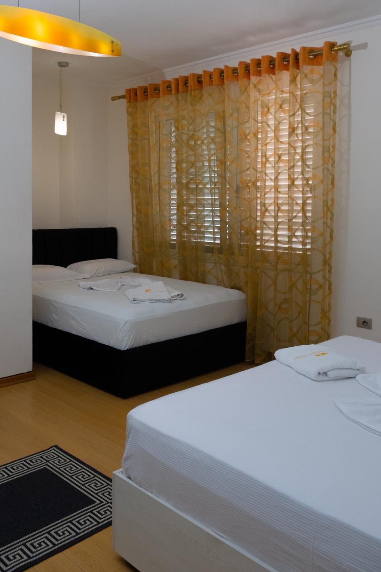 Albjona Guesthouse 地拉那 外观 照片