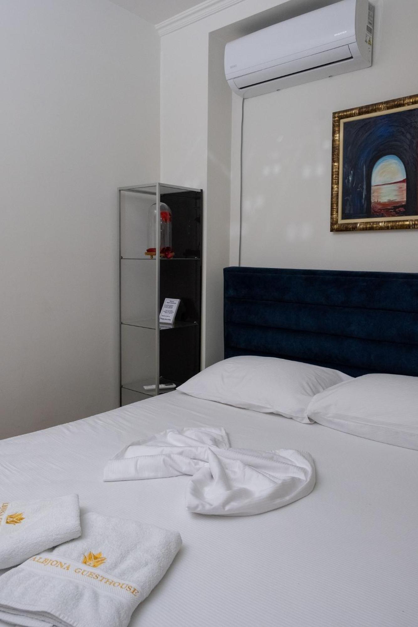 Albjona Guesthouse 地拉那 外观 照片