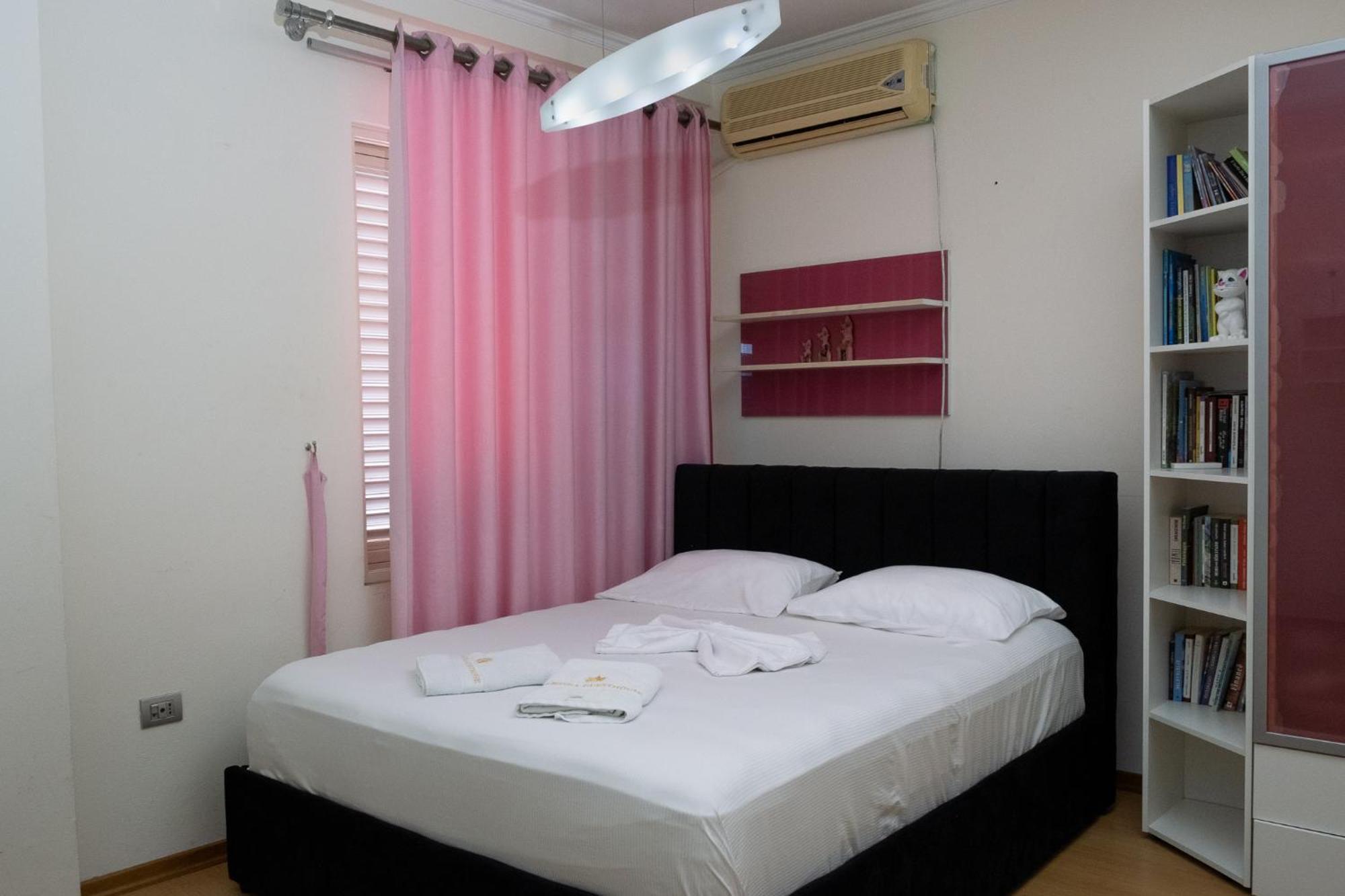 Albjona Guesthouse 地拉那 外观 照片
